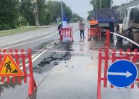 В Кургане дорогу в Рябково закрыли из-за провала асфальта